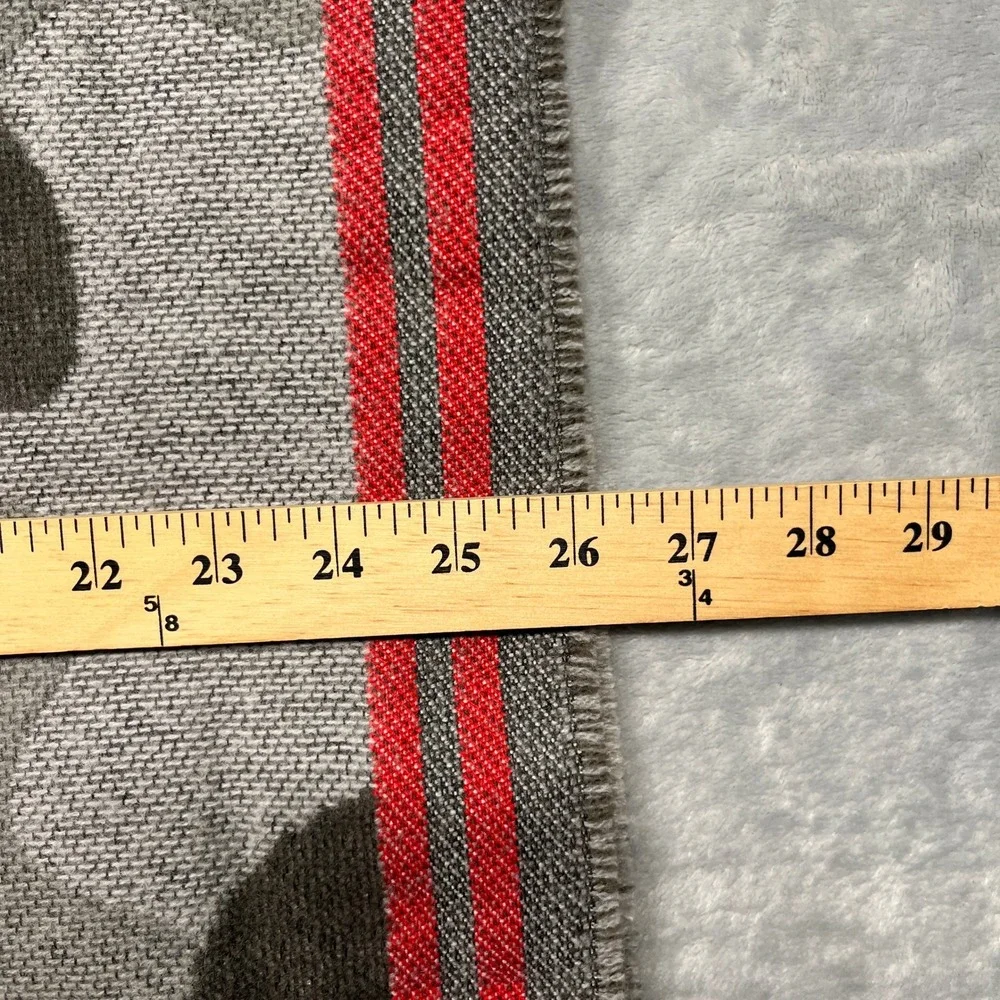 Studio‎ Scarf Grey Camo Red Stripe Fringed Knit Rectangular Wrap